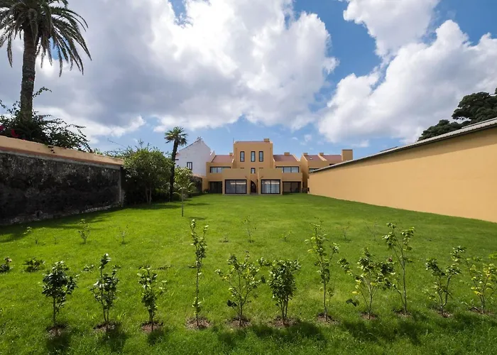 Casas Amarelas Azores